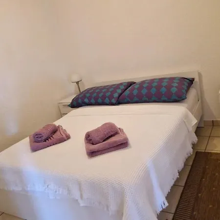 Keti 1 Nv - For 3 Persons Apartment Novi Vinodolski