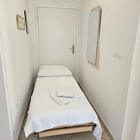 Appartamento Keti 1 Nv - For 3 Persons